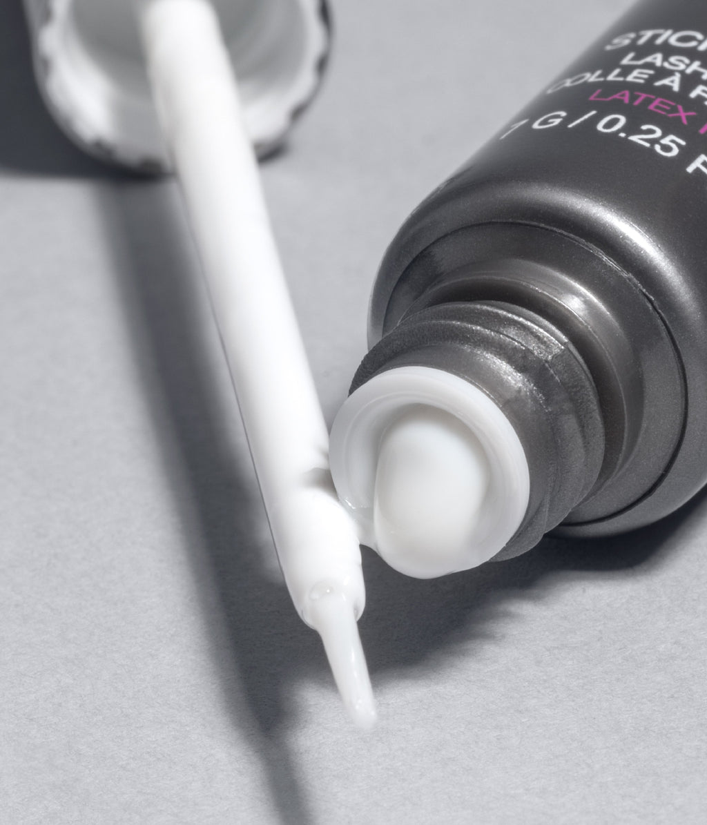 Sticky Tack Latex-Free Lash Glue